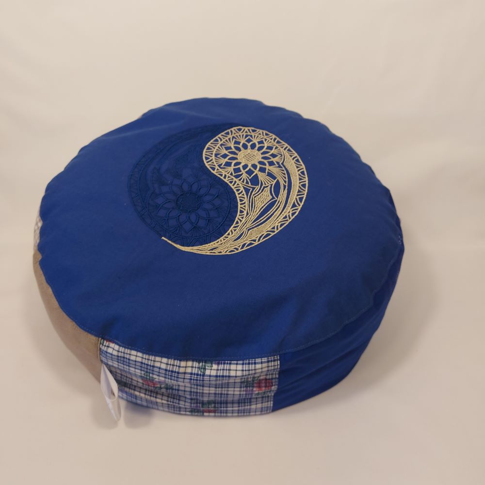 Mondspinner-blitzblau1